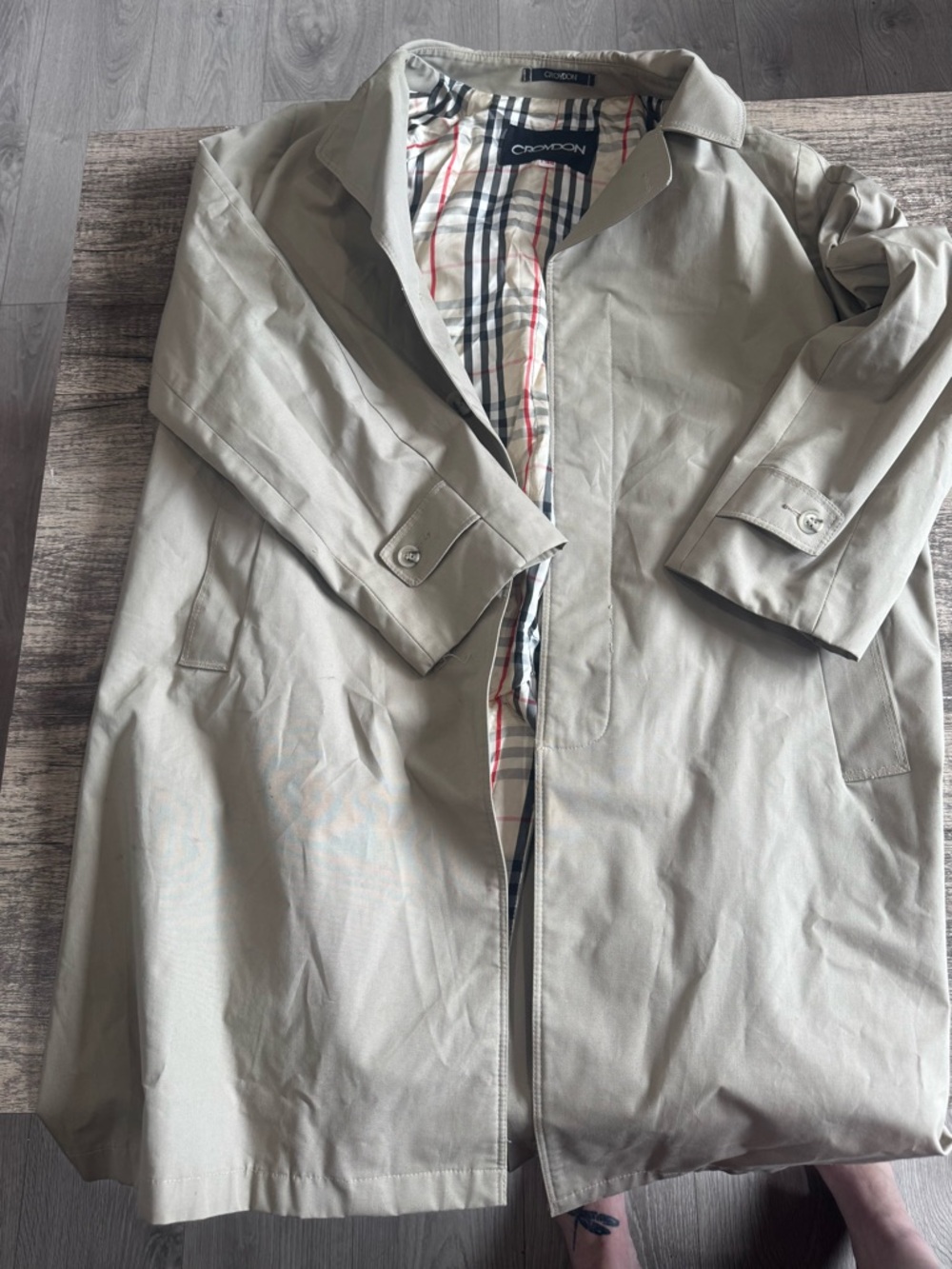 Croydon mens trench coat witb burberry style lining size 44